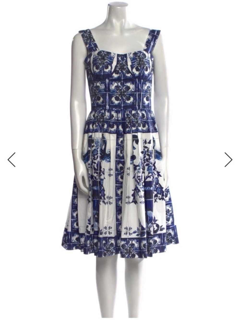 Dolce & Gabbana dress size 8 US NWOT/ Price is firm/Lowest price due to moving